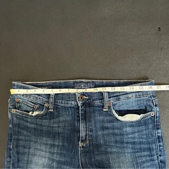Lucky Brand Jeans Denim Crop Handcrafted Sweet Straight Leg Faded Comfy EUC 14 - Picture 9 of 9
